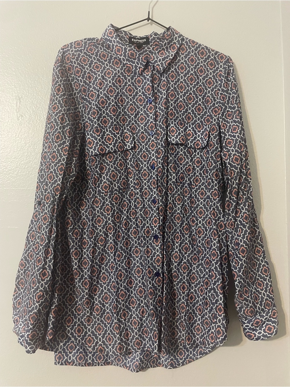 Express Navy Geometric-Print Button-Front Blouse With Pockets